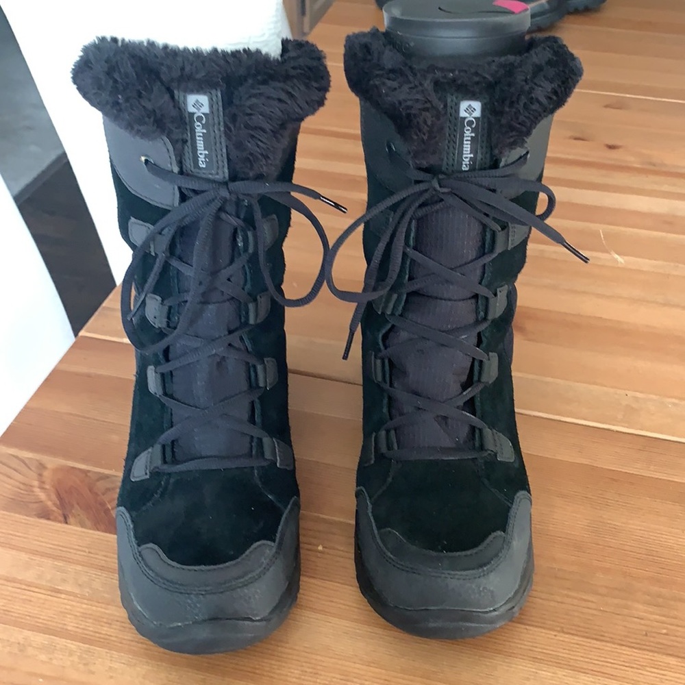 Columbia Black Waterproof Lace up Boots Size 10